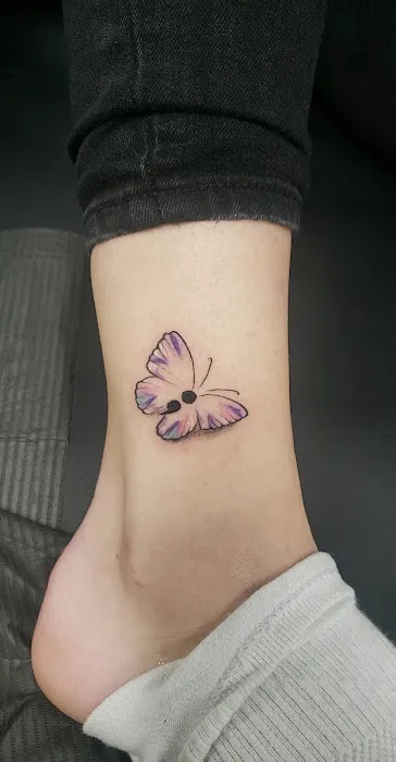 Diamond State Tattoo Parlor 2