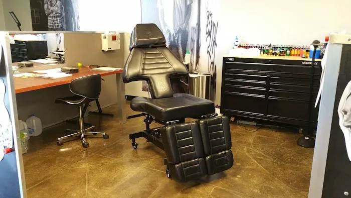Diamond State Tattoo Parlor 9