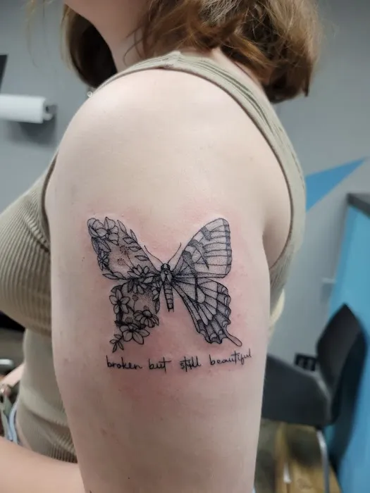Diamond State Tattoo Parlor 6