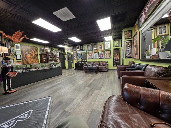 Black Cobra Tattoo Studio 8