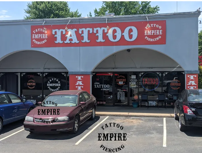 Flying Dagger Tattoo and Piercing 9