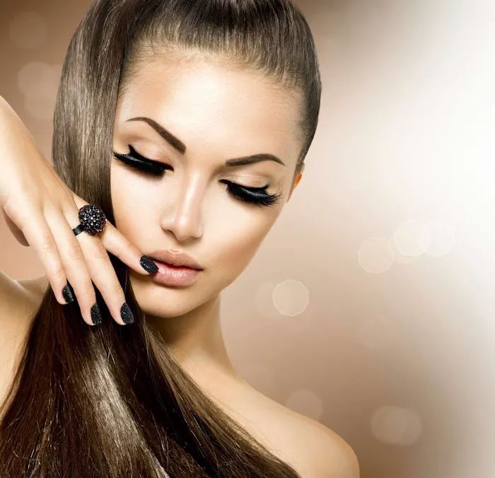 Glamor Threading Salon 4