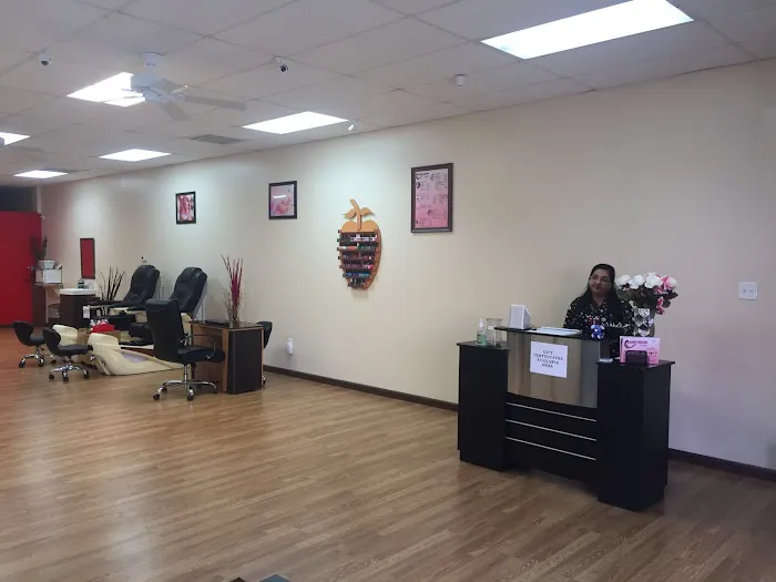 Glamor Threading Salon 3