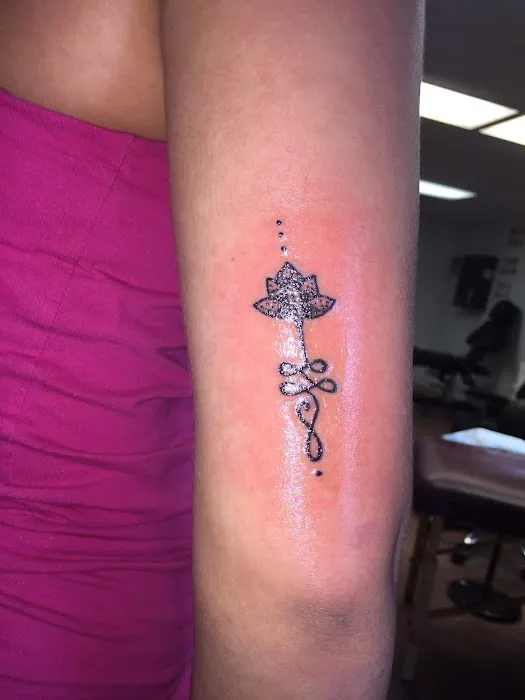 Catfish Jimmy's Tattoo Shop 2