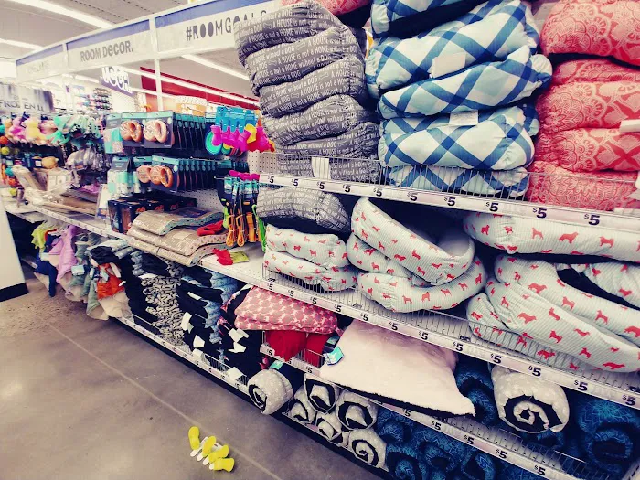 Five Below 7
