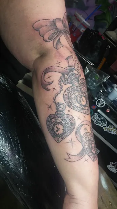 Players Club Tattoo Parlor 0