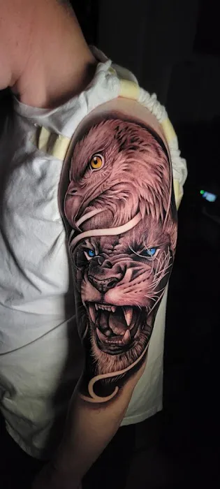 Superior Ink OC tattoo and piercing 2