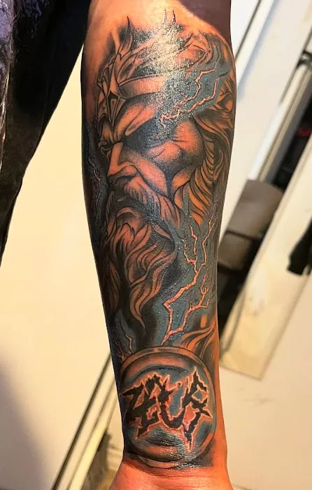 Superior Ink OC tattoo and piercing 1