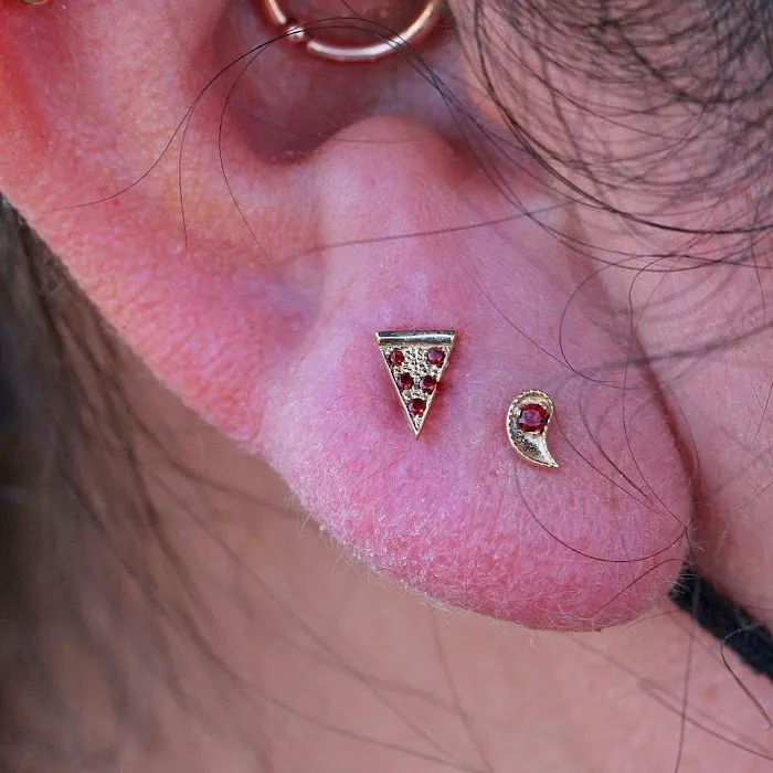 Outer Limits Tattoo & Piercing 1
