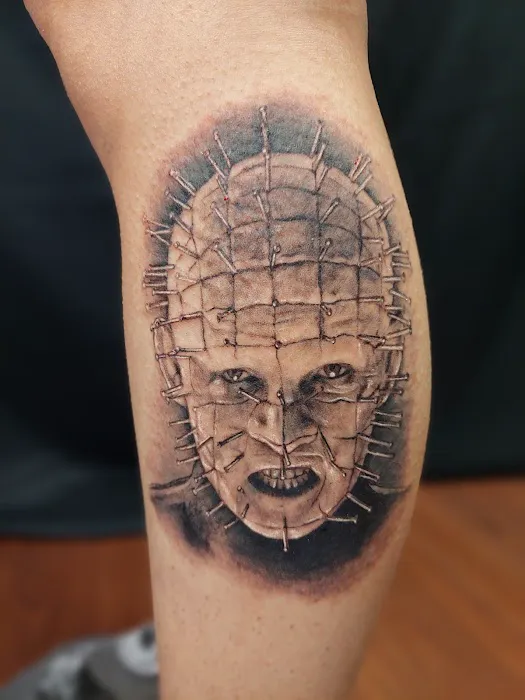 Saturn Luxury Tattoo 0