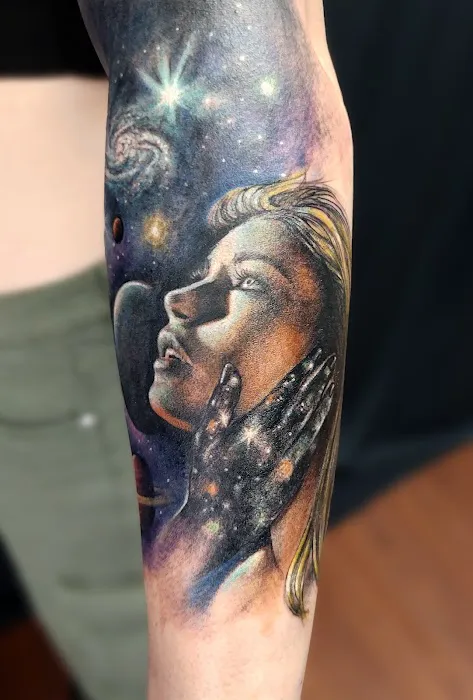 Saturn Luxury Tattoo 3