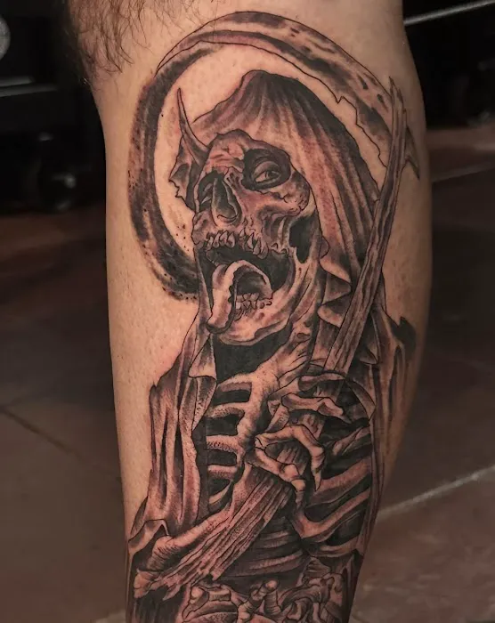 Broadway Tattoo and Piercing 6