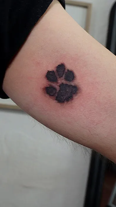 Broadway Tattoo and Piercing 9