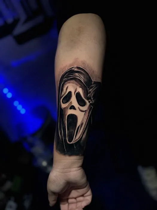 LANDMARK TATTOO 6