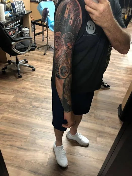 Grind Time Tattoo Studio 2