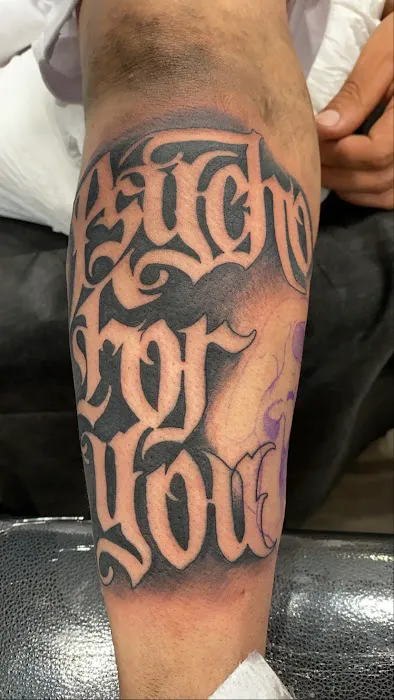 Alex Tattoos 714 0