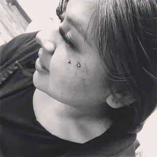 Crabby Travi Body Piercing 4