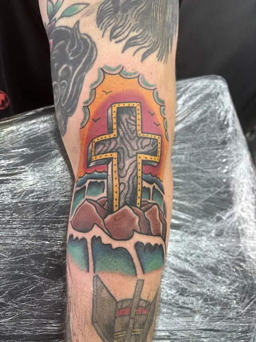 Anarchy tattoo studio ( walk ins welcome ) 4