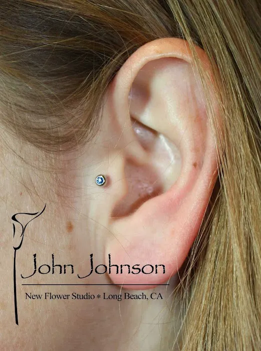 New Flower Studio Body Piercing and Jewelry 7