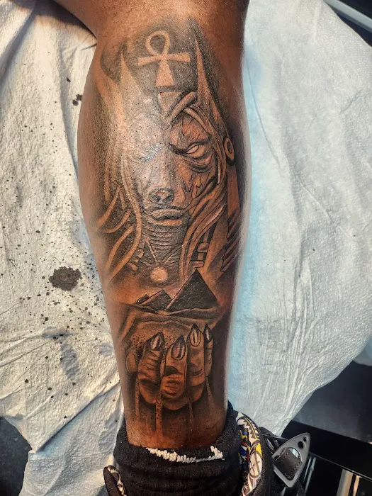 Lincoln Avenue Tattoo 0