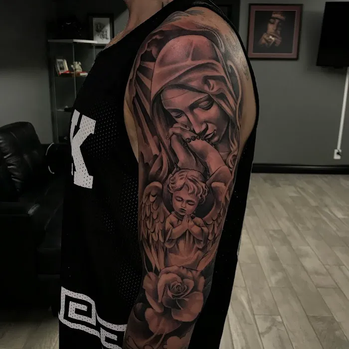 Visual Art Tattoo Studio 1