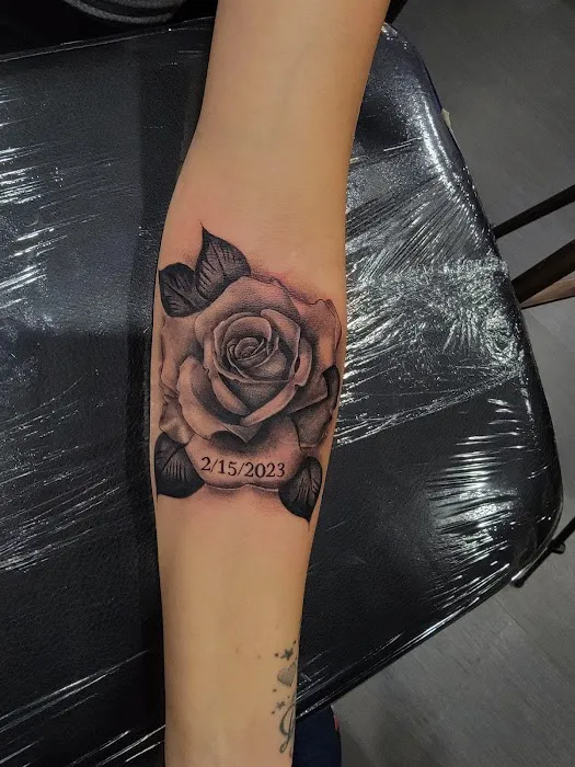 El Catrin Tattoo Parlor 3