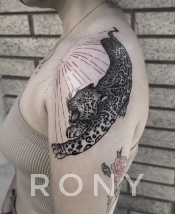 Dotta Ink Tattoo & Piercing Parlour 8