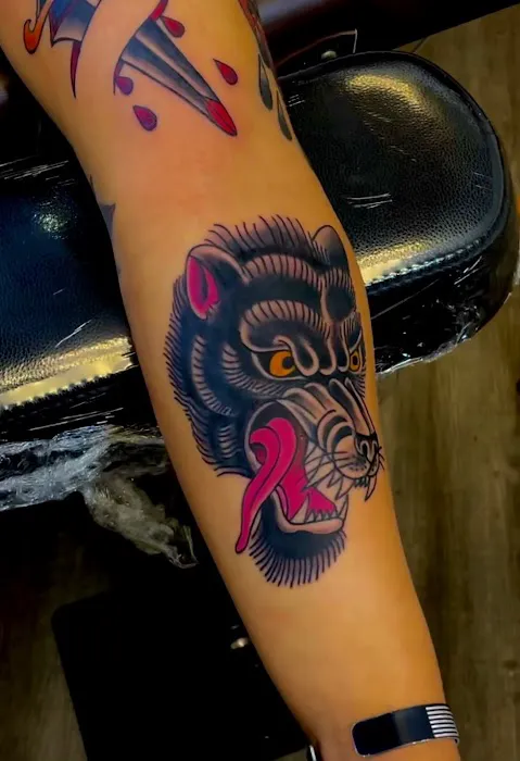CIRCLE CITY TATTOO 1