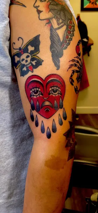 CIRCLE CITY TATTOO 6