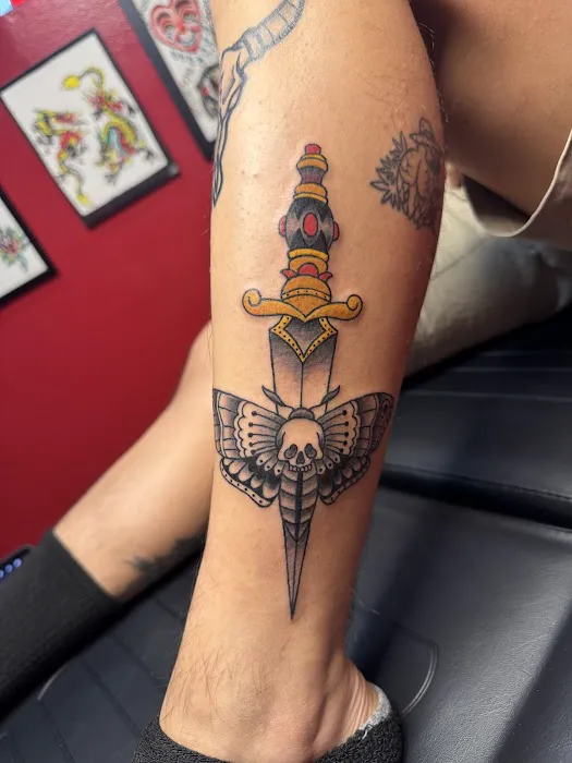 CIRCLE CITY TATTOO 7