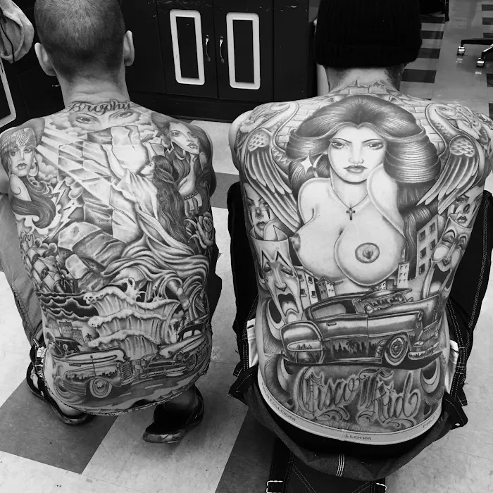 Classic Tattoo Parlor 9