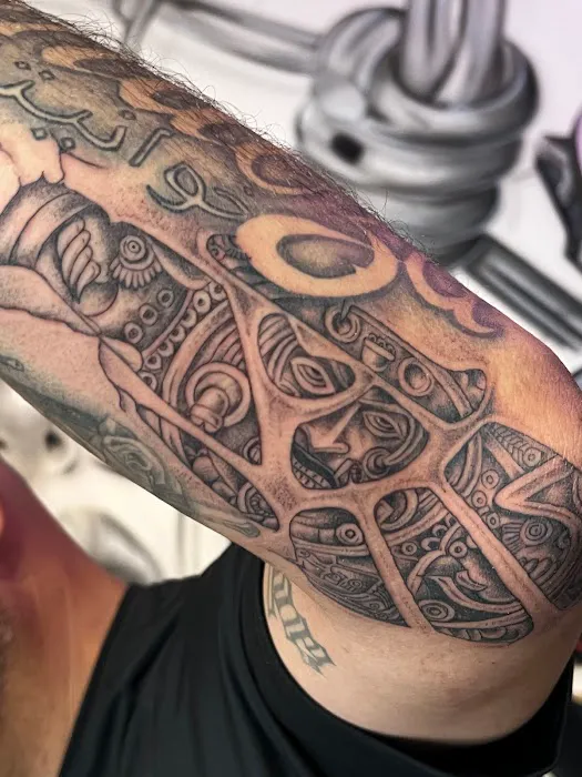 Superior Ink Tattoo and Piercings 2