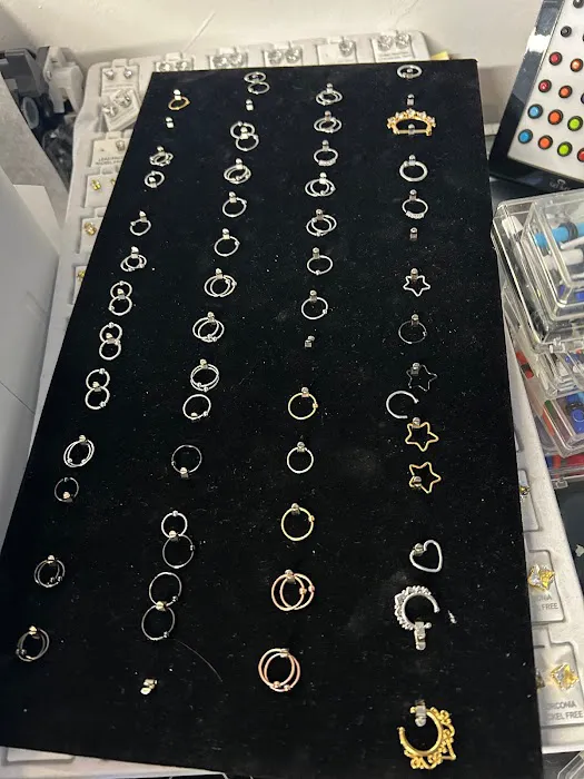 Superior Ink Tattoo and Piercings 7