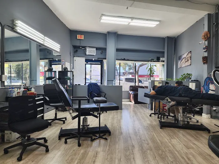 Roman Ink Tattoo Parlor 13