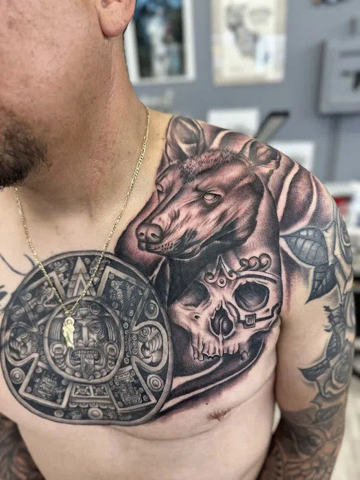 Roman Ink Tattoo Parlor 10