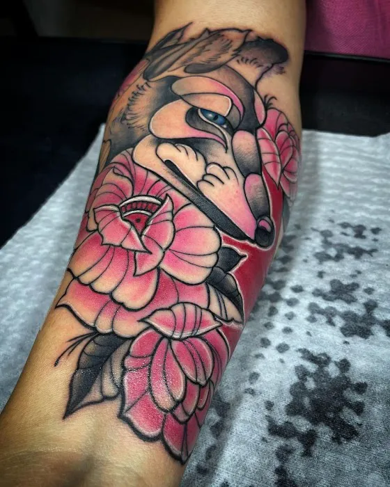 Modern Ink Tattoo & Piercing Studio 8