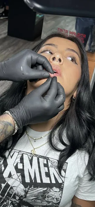 Metamorfosis Tattoo and Piercing Studio 2
