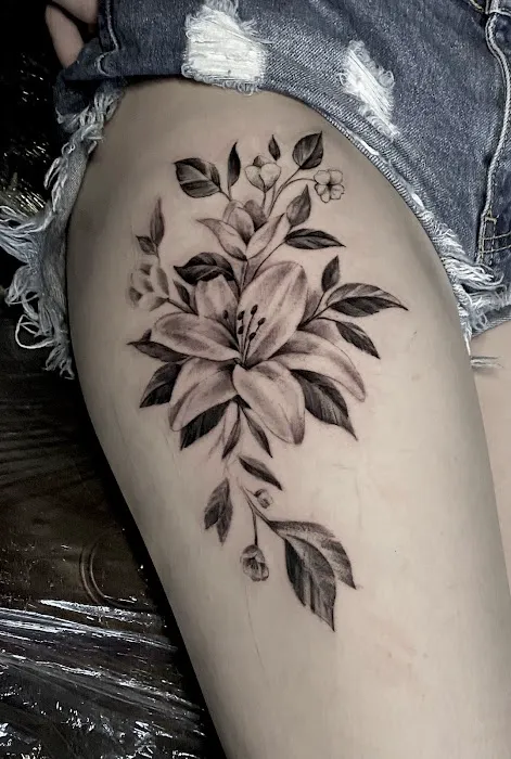 Metamorfosis Tattoo and Piercing Studio 9