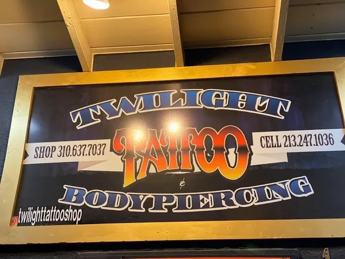TWILIGHT TATTOO & BODY PIERCING 9