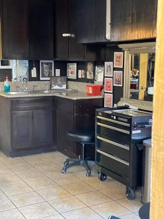 TWILIGHT TATTOO & BODY PIERCING 1