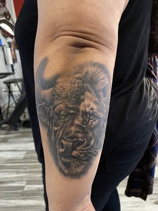 Inkside tattoo 0