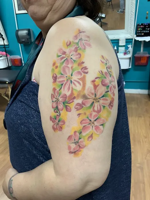 Colibri Tattoo Studio 8