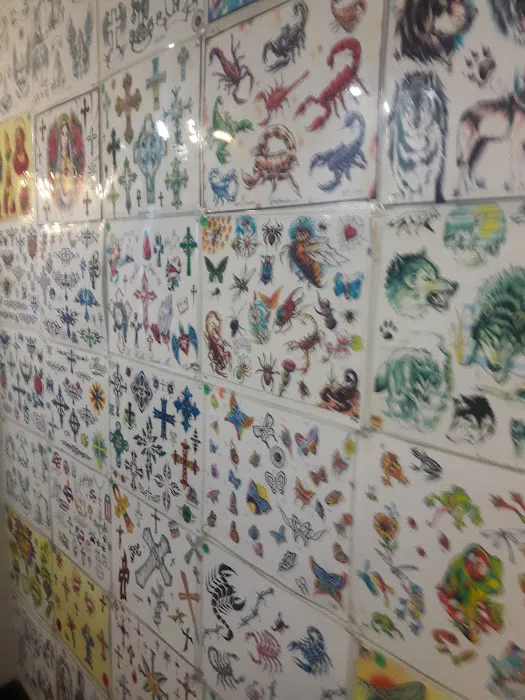 Big Daddy's Tattoo and Piercing 6