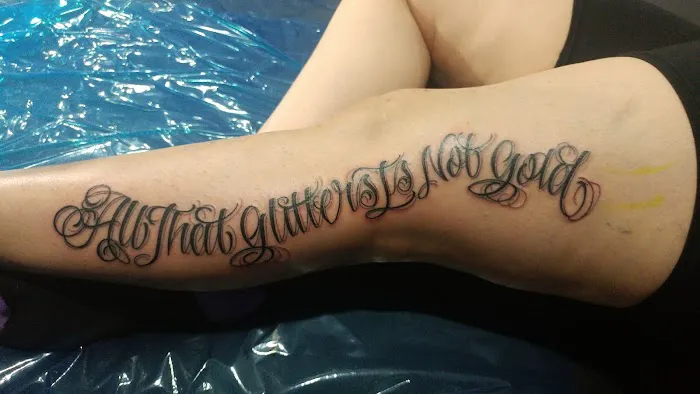 Pushing Ink Tattoo Studio 7