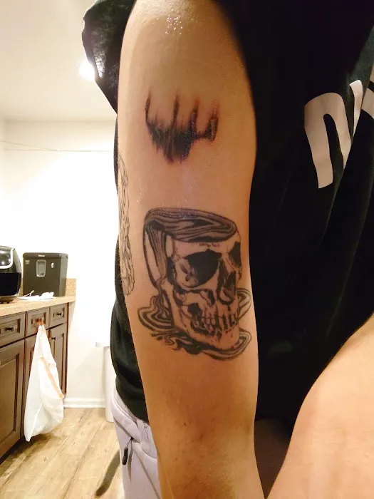 Gee Ink Tattoo 0