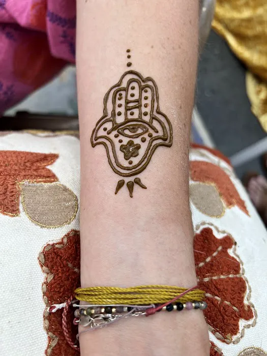 100% natural henna tattoos 2