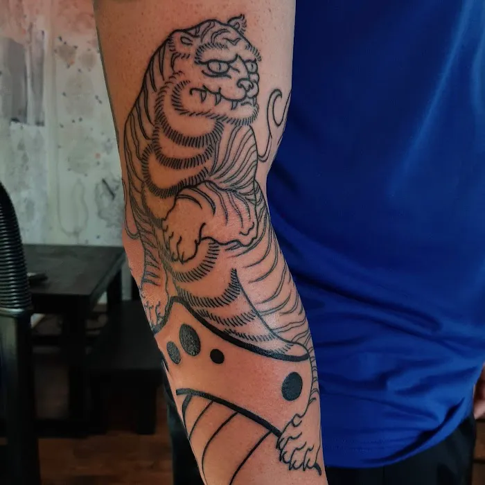 One life tattoo studio 7