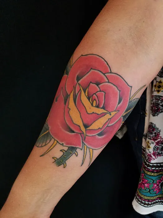 One life tattoo studio 8