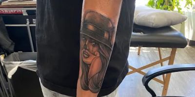 1110 Tattoo parlor