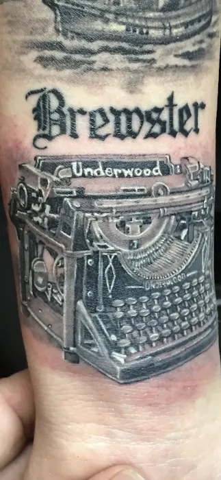 Inkdres Art Studio 8
